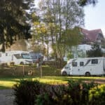 Letní dovolená v Čechách s dětmi: tipy na kempy, kde si užije celá rodina
